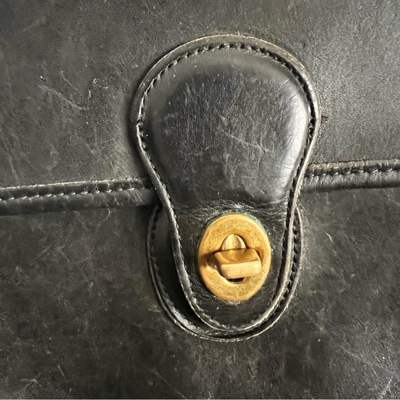 Vintage Coach Crossbody Bag - Picture 14 of 14